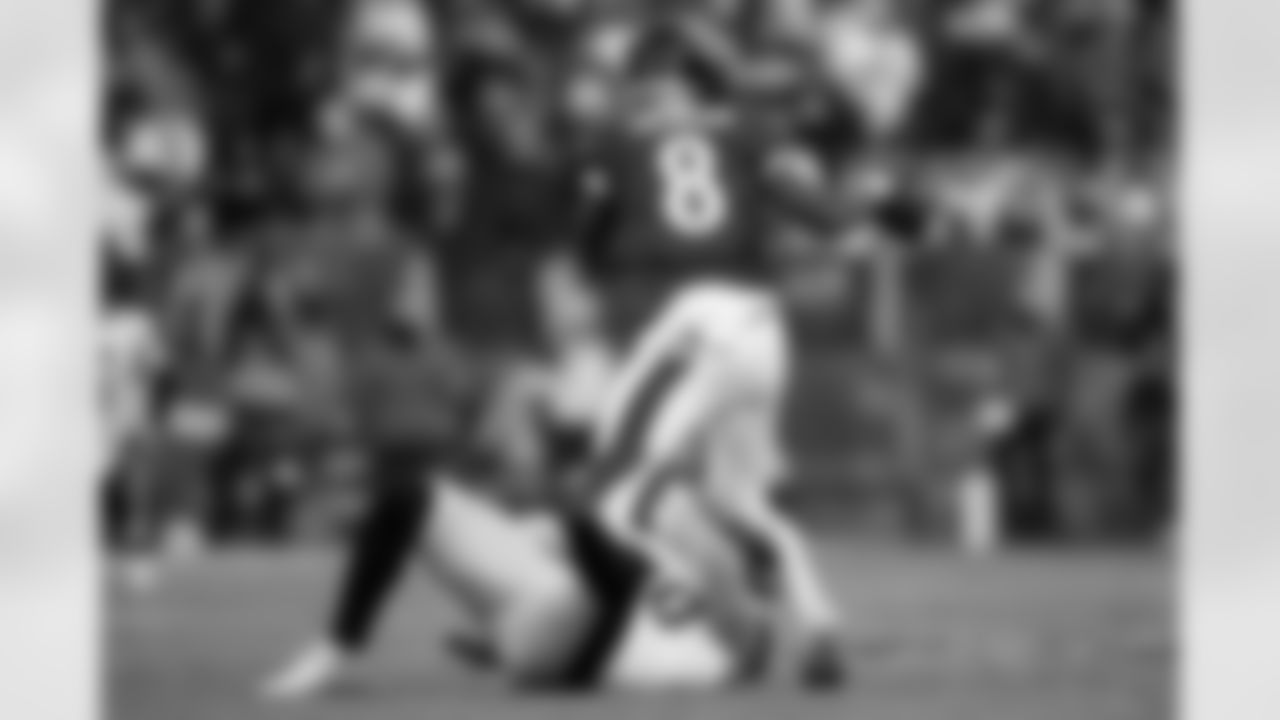 Pittsburgh Steelers linebacker T.J. Watt (90) tackles his opponent during a regular season game against the Baltimore Ravens, Sunday, Dec. 7, 2025 in Baltimore, MD. The Steelers defeated the Ravens 27-22. (Alysa Rubin / Pittsburgh Steelers)