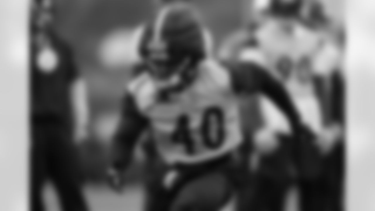 Pittsburgh Steelers safety Jabrill Peppers (40) during practice at the UPMC Rooney Sports Complex preparing for a Week 12 matchup against the Chicago Bears, Friday, Nov. 21, 2025 in Pittsburgh, PA. (Alysa Rubin / Pittsburgh Steelers)