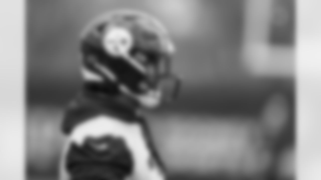 Pittsburgh Steelers defensive tackle Anthony Goodlow (72) during practice at the UPMC Rooney Sports Complex preparing for a Week 13 matchup against the Buffalo Bills, Friday, Nov. 28, 2025 in Pittsburgh, PA. (Karl Roser / Pittsburgh Steelers)