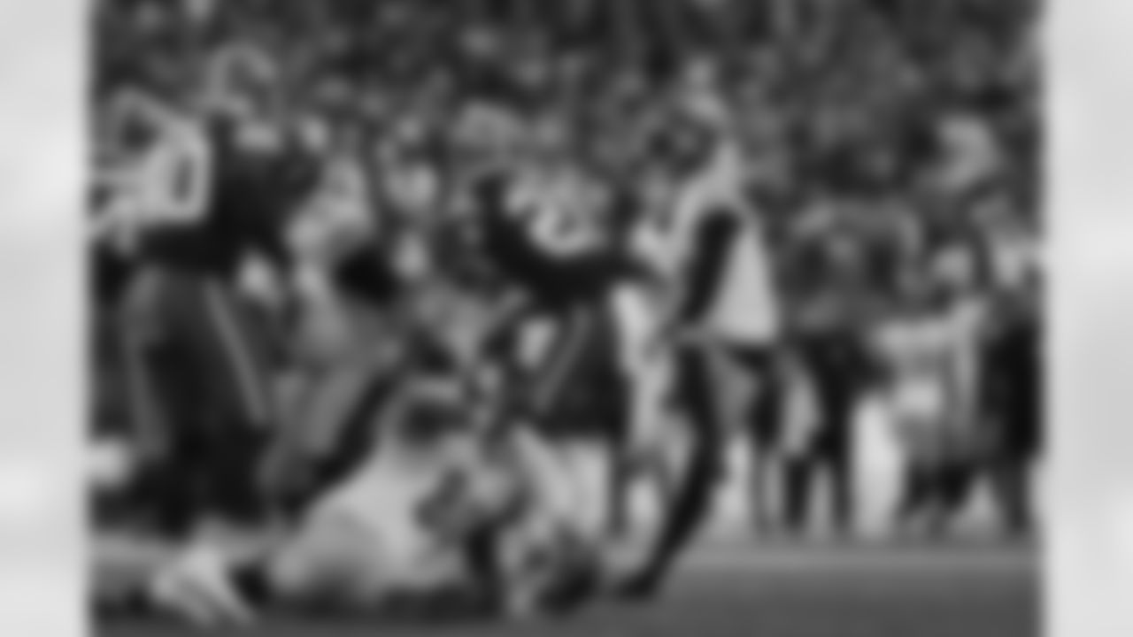 Pittsburgh Steelers kicker Chris Boswell (9) during a regular season game between the Pittsburgh Steelers and the Cleveland Browns, Sunday, Nov. 19, 2023 in Cleveland, OH. (Jared Wickerham / Pittsburgh Steelers)
