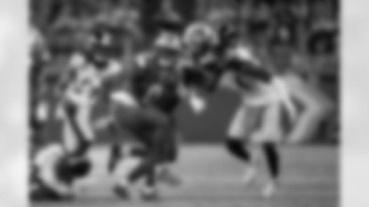 Pittsburgh Steelers cornerback Joey Porter Jr. (24) competes for the ball during a regular season game against the Detroit Lions, Sunday, Dec. 21, 2025 in Detroit, MI. The Steelers defeated the Lions 29-24. (Alysa Rubin / Pittsburgh Steelers)