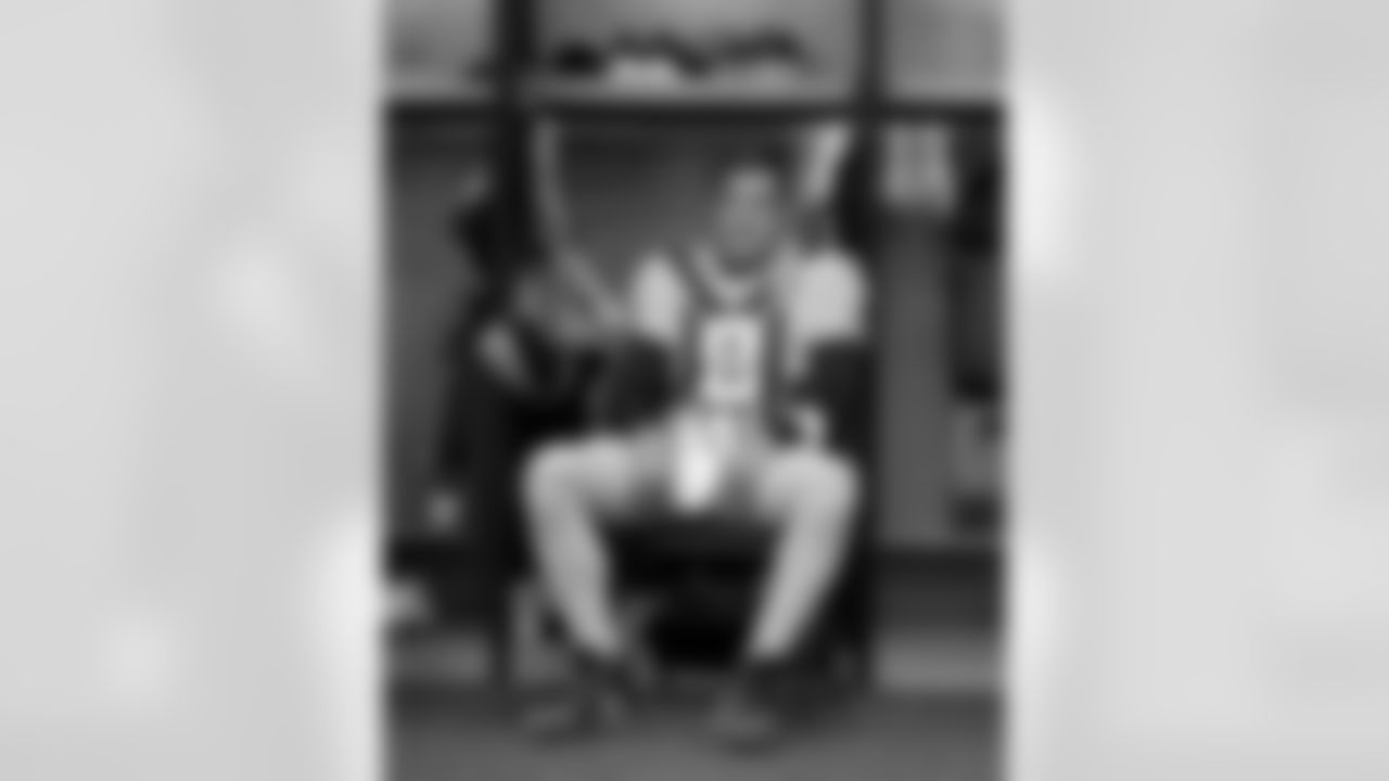 Pittsburgh Steelers quarterback Aaron Rodgers (8) during a regular season game between the Pittsburgh Steelers and the Green Bay Packers, Sunday, Oct. 26, 2025 in Pittsburgh, PA. The Packers beat the Steelers 35-25. (Karl Roser / Pittsburgh Steelers)