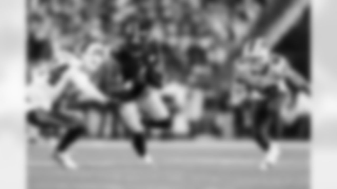 Pittsburgh Steelers wide receiver DK Metcalf (4) during a regular season game between the Pittsburgh Steelers and the Buffalo Bills, Sunday, Nov. 30, 2025 in Pittsburgh, PA.  (Karl Roser / Pittsburgh Steelers)