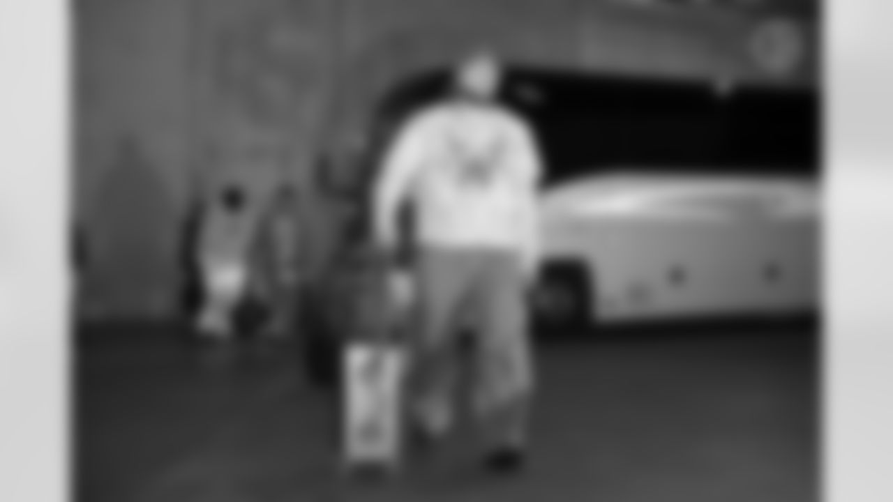 Pittsburgh Steelers offensive tackle Troy Fautanu (76) during a regular season game between the Pittsburgh Steelers and the Chicago Bears, Sunday, Nov. 23, 2025 in Chicago, IL. (Karl Roser / Pittsburgh Steelers)