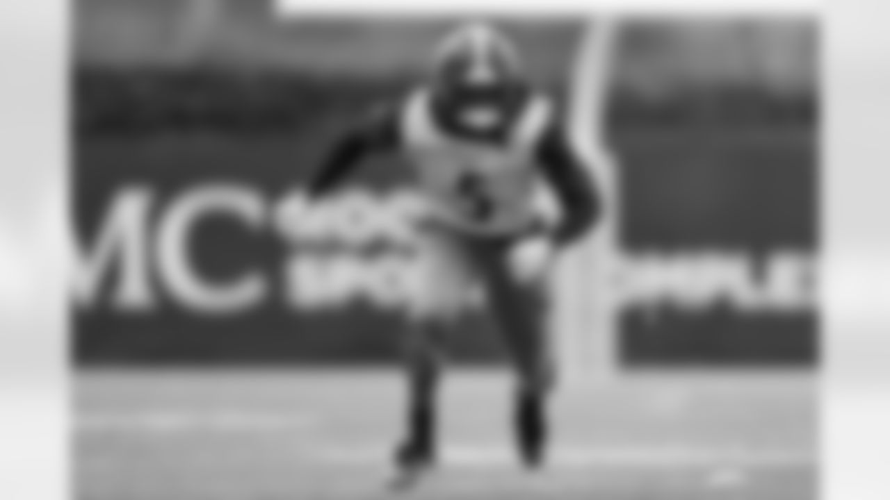 Pittsburgh Steelers cornerback Jalen Ramsey (5) during practice at the UPMC Rooney Sports Complex preparing for a Week 13 matchup against the Buffalo Bills, Friday, Nov. 28, 2025 in Pittsburgh, PA. (Karl Roser / Pittsburgh Steelers)