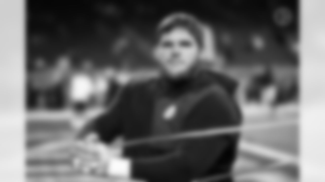 Pittsburgh Steelers center Zach Frazier (54) during a regular season game between the Pittsburgh Steelers and the Detroit Lions, Sunday, Dec. 21, 2025 in Detroit, MI. (Jared Wickerham / Pittsburgh Steelers)