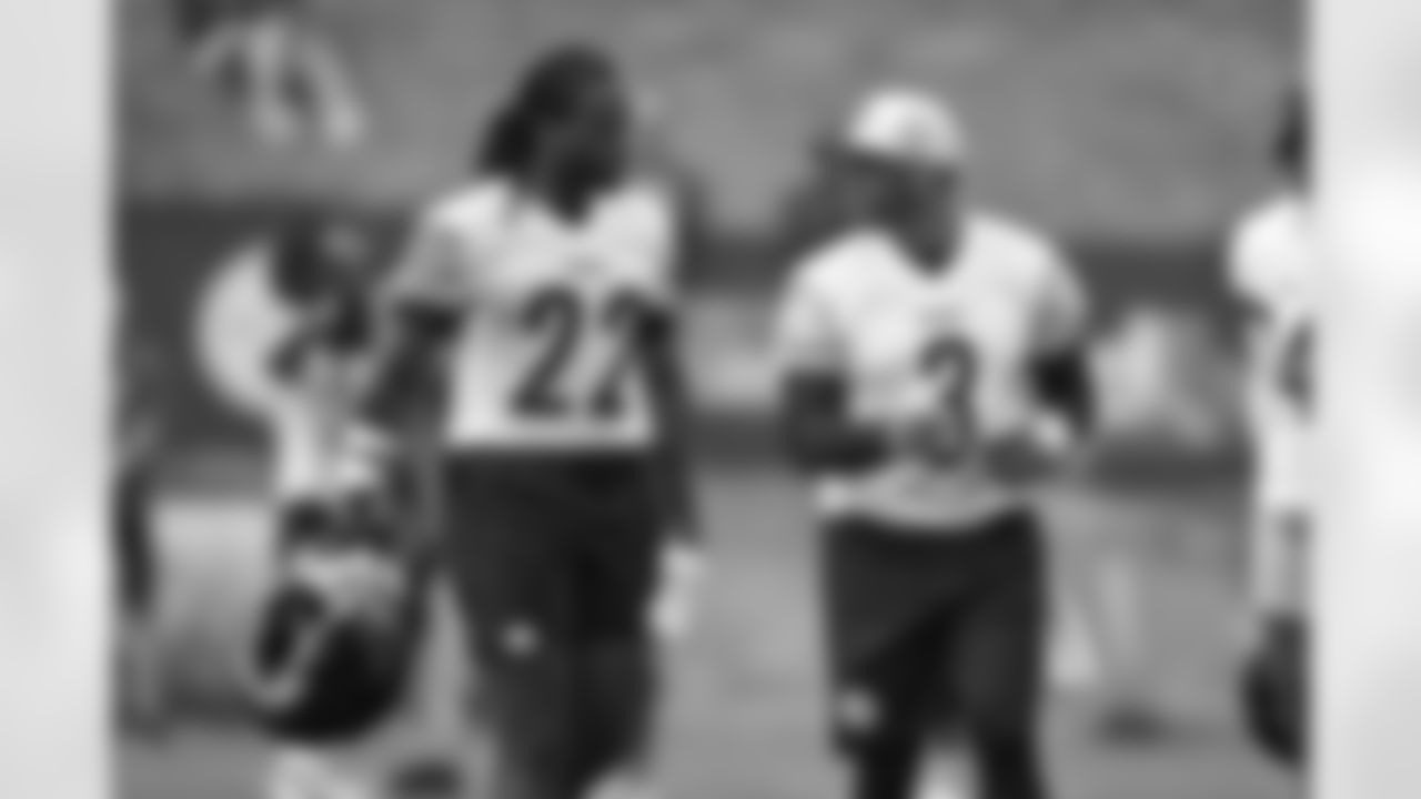 Pittsburgh Steelers running back Najee Harris (22) and Pittsburgh Steelers quarterback Russell Wilson (3) train at Saint Vincent College during the 2024 Steelers Training Camp on Thursday July 25, 2024 in Latrobe, PA. (Karl Roser / Pittsburgh Steelers)