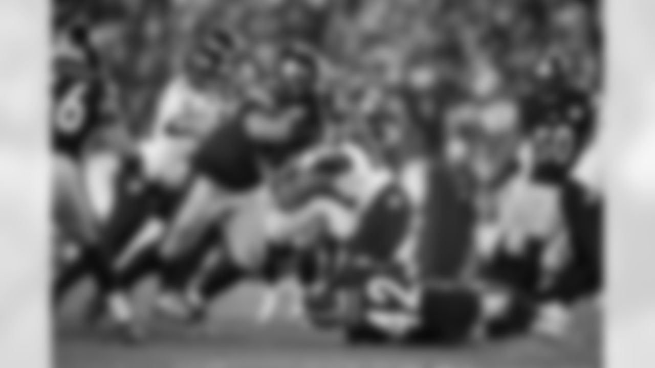 Pittsburgh Steelers cornerback James Pierre (42) and Pittsburgh Steelers defensive tackle Cameron Heyward (97) during a regular season game between the Pittsburgh Steelers and the Baltimore Ravens, Sunday, Jan. 4, 2026 in Pittsburgh, PA. The Steelers defeated the Ravens 26-24. (Karl Roser / Pittsburgh Steelers)