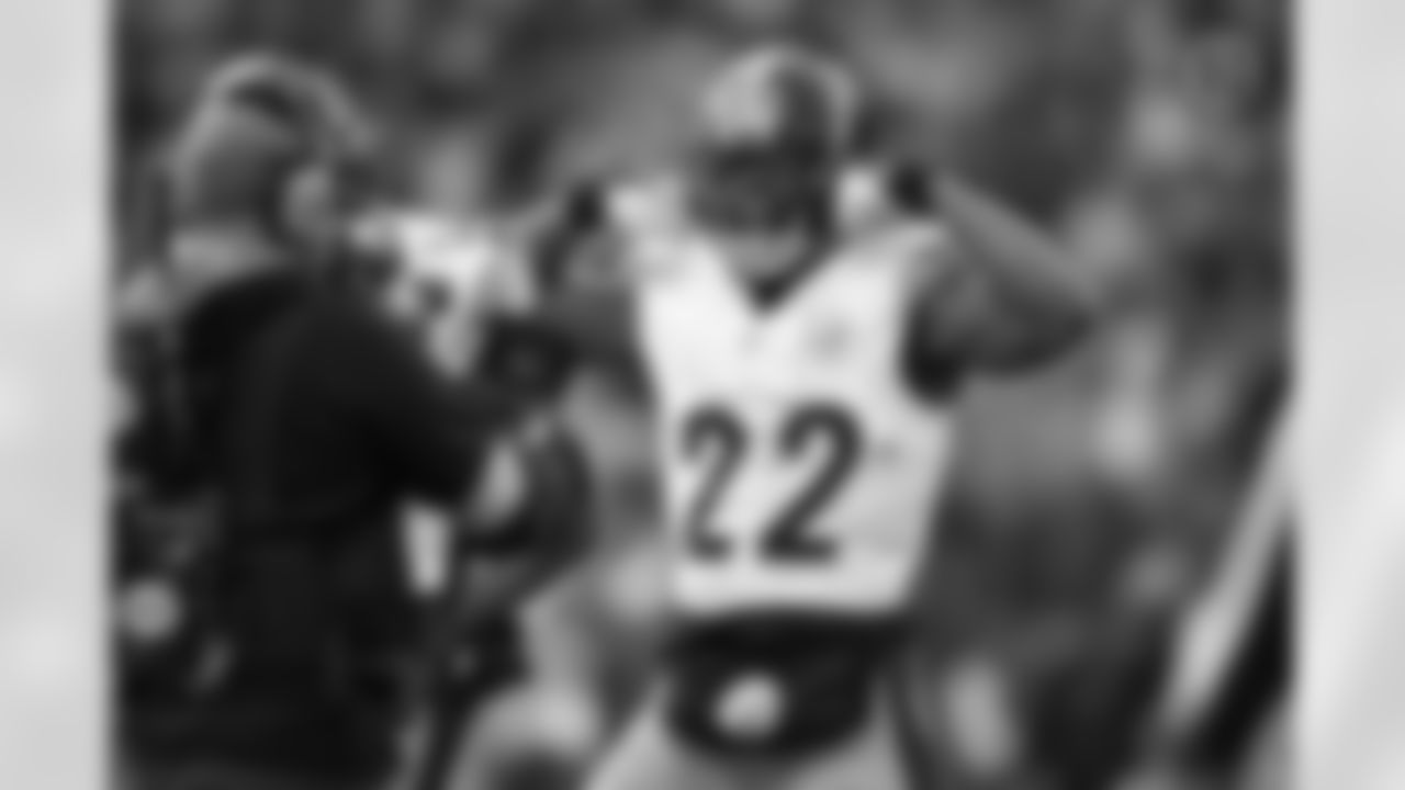 Pittsburgh Steelers running back Najee Harris (22) during a regular season game between the Pittsburgh Steelers and the Seattle Seahawks, Sunday, Dec. 31, 2023 in Seattle, WA. The Steelers defeated the Seahawks 30-23. (Karl Roser / Pittsburgh Steelers)