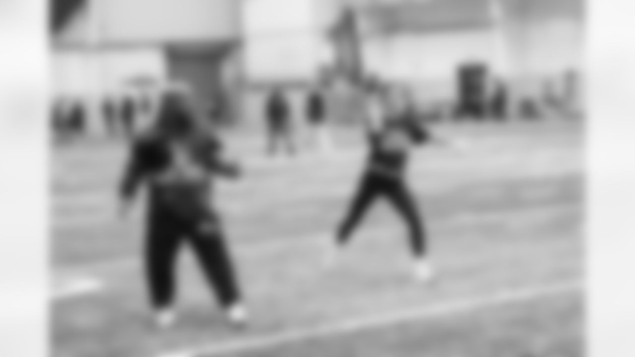 The Steelers host a 2023 Girl's Flag Football Jamboree at the UPMC Rooney Sports Complex Saturday, Dec. 9, 2023 in Pittsburgh, PA. (Arron Anastasia / Pittsburgh Steelers)