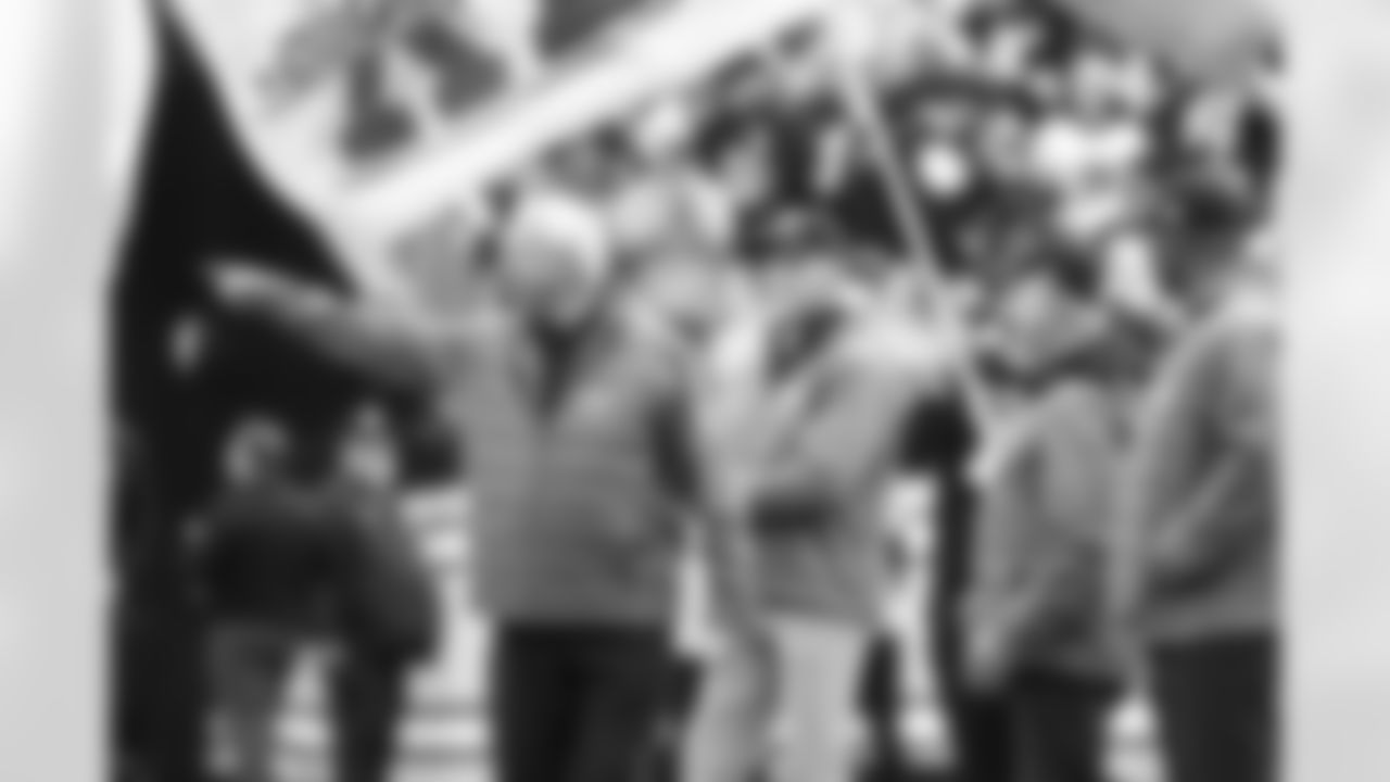 The Pittsburgh Steelers celebrated the 20th anniversary of Super Bowl XL during halftime of a regular season game between the Pittsburgh Steelers and the Indianapolis Colts, Sunday, Nov. 2, 2025 in Pittsburgh, PA. (Jared Wickerham / Pittsburgh Steelers)