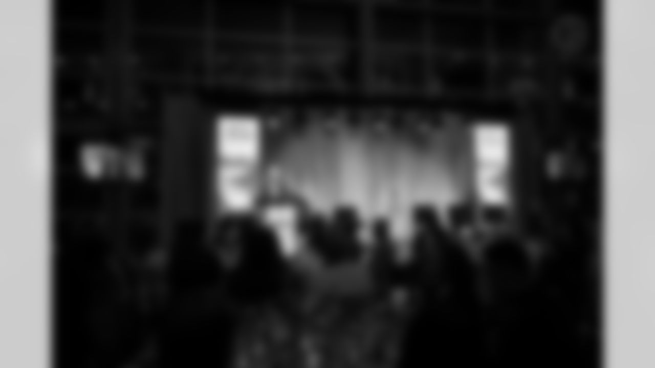 The Pittsburgh Steelers celebrated the 20th anniversary of Super Bowl XL during the Alumni Weekend Dinner at Acrisure Stadium benefitting the UPMC Sports Medicine Concussion Program, Saturday, Nov. 1, 2025 in Pittsburgh, PA. (Alysa Rubin / Pittsburgh Steelers)