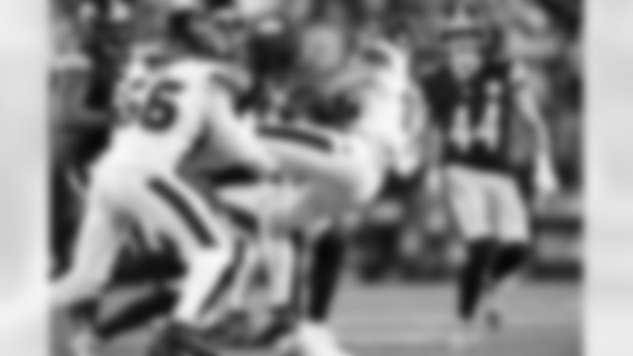 Pittsburgh Steelers safety Jabrill Peppers (40) during a postseason Wild Card game between the Pittsburgh Steelers and the Houston Texans, Monday, Jan. 12, 2026 in Pittsburgh, PA. (Karl Roser / Pittsburgh Steelers)