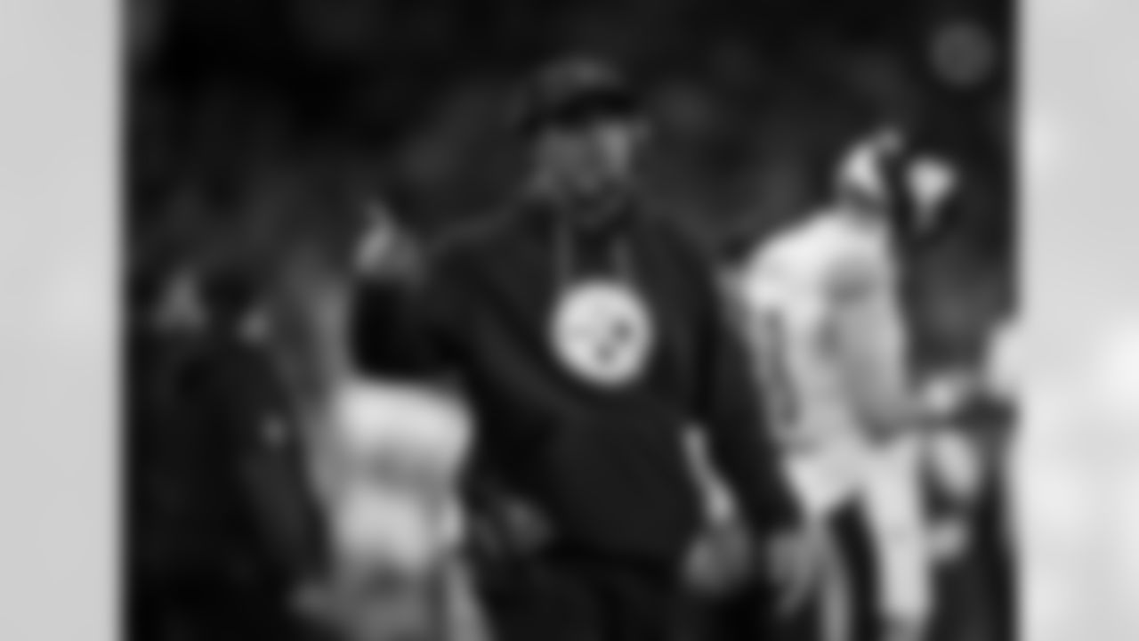 Pittsburgh Steelers defensive coordinator Teryl Austin during a regular season game between the Pittsburgh Steelers and the Detroit Lions, Sunday, Dec. 21, 2025 in Detroit, MI. (Alysa Rubin / Pittsburgh Steelers)