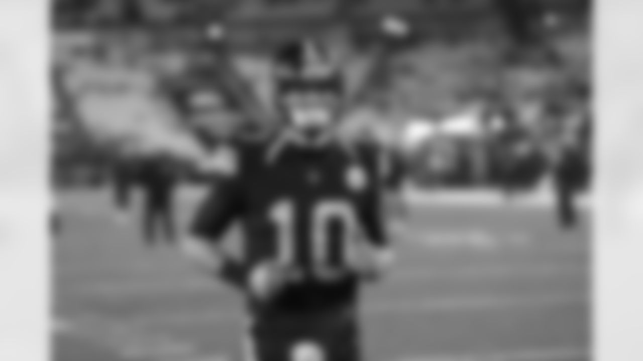 Pittsburgh Steelers quarterback Mitch Trubisky (10) during a regular season game between the Pittsburgh Steelers and the New England Patriots, Thursday, Dec. 7, 2023 in Pittsburgh, PA. (Karl Roser / Pittsburgh Steelers)