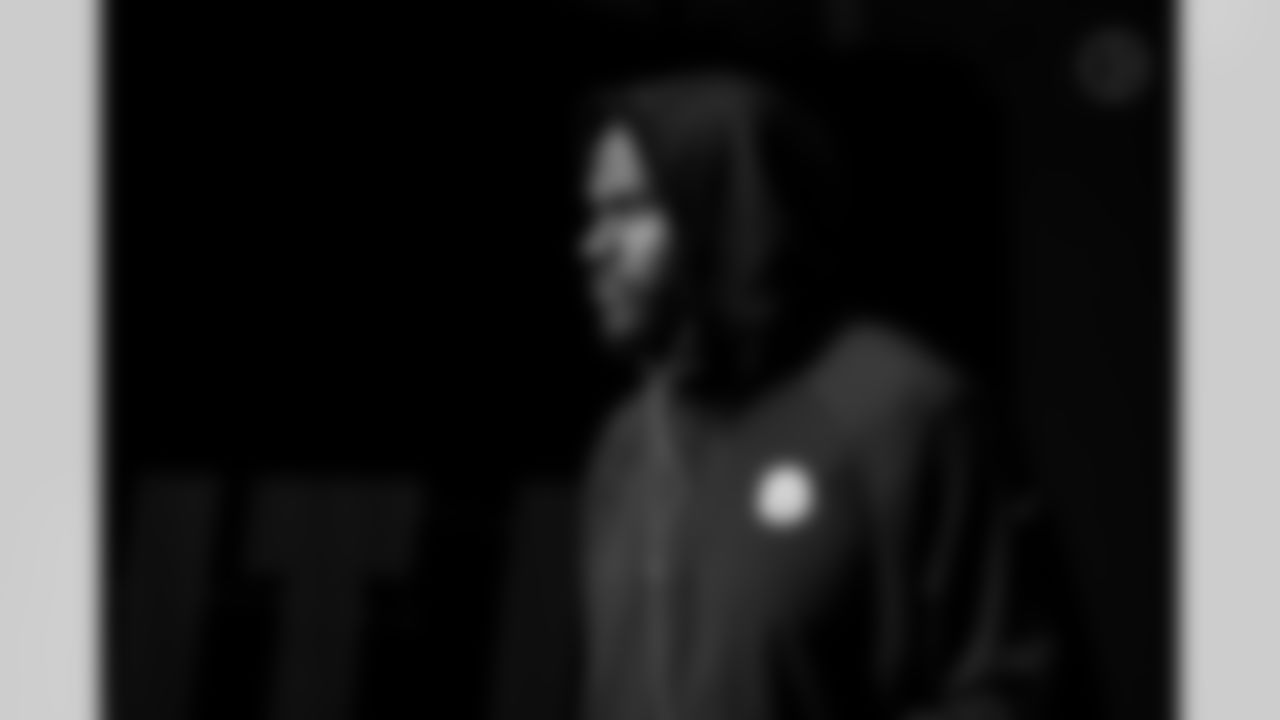 Pittsburgh Steelers punter Corliss Waitman (3) prior to a regular season game between the Pittsburgh Steelers and the Los Angeles Chargers, Sunday, Nov. 9, 2025 in Inglewood, CA. The Chargers beat the Steelers 25-10. (Alysa Rubin / Pittsburgh Steelers)