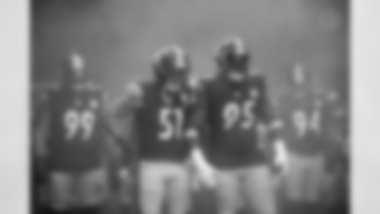 Pittsburgh Steelers linebacker Nick Herbig (51) and Pittsburgh Steelers defensive tackle Keeanu Benton (95) prior to a regular season game between the Pittsburgh Steelers and the Cincinnati Bengals, Sunday, Nov. 16, 2025 in Pittsburgh, PA. The Steelers defeated the Bengals 34-12. (Karl Roser / Pittsburgh Steelers)