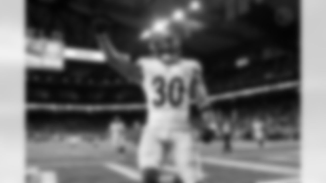 Pittsburgh Steelers running back Jaylen Warren (30) celebrates scoring a touchdown during a regular season game against the Detroit Lions, Sunday, Dec. 21, 2025 in Detroit, MI. The Steelers defeated the Lions 29-24. (Alysa Rubin / Pittsburgh Steelers)