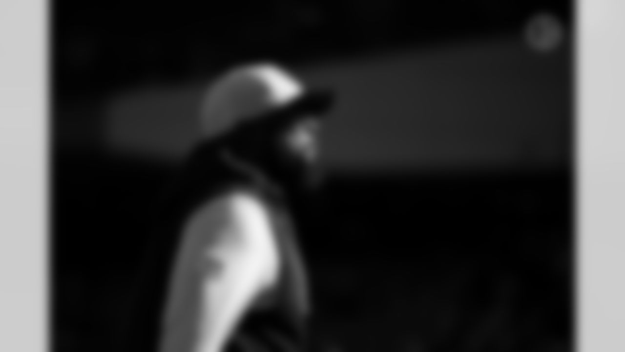 Pittsburgh Steelers head coach Mike Tomlin during a regular season game between the Pittsburgh Steelers and the Chicago Bears, Sunday, Nov. 23, 2025 in Chicago, IL. (Karl Roser / Pittsburgh Steelers)