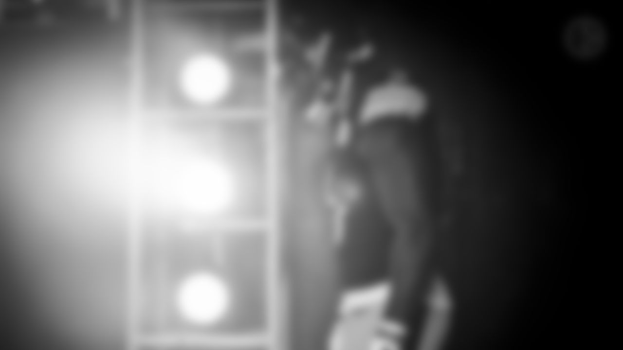 Pittsburgh Steelers linebacker Patrick Queen (6) during a regular season game between the Pittsburgh Steelers and the Cleveland Browns, Sunday, Oct. 12, 2025 in Pittsburgh, PA. (Karl Roser/ Pittsburgh Steelers)