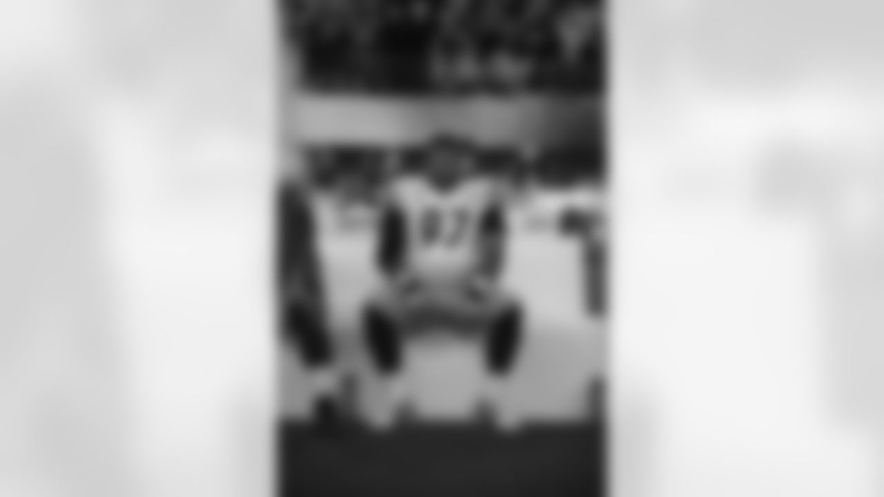 Pittsburgh Steelers defensive tackle Cameron Heyward (97) during a regular season game between the Pittsburgh Steelers and the Los Angeles Chargers, Sunday, Nov. 9, 2025 in Inglewood, CA. (Alysa Rubin / Pittsburgh Steelers)