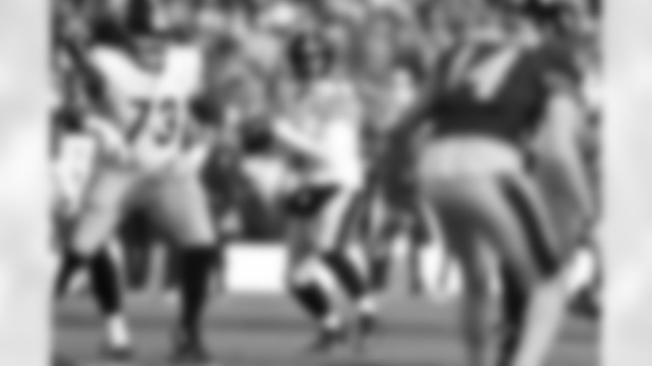 Pittsburgh Steelers quarterback Aaron Rodgers (8) during a regular season game between the Pittsburgh Steelers and the Baltimore Ravens, Sunday, Dec. 7, 2025 in Baltimore, MD. (Karl Roser / Pittsburgh Steelers)