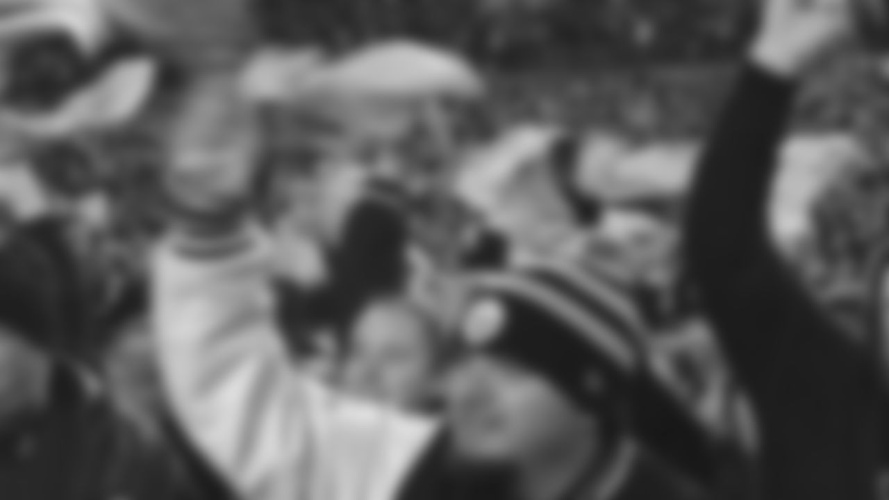 Chris Kirkpatrick led the Terrible Towel Twirl for the Steelers game against the Cincinnati Bengals in 2014