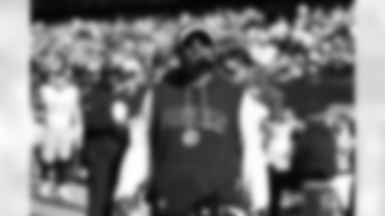 Pittsburgh Steelers head coach Mike Tomlin during a regular season game between the Pittsburgh Steelers and the Chicago Bears, Sunday, Nov. 23, 2025 in Chicago, IL. (Alysa Rubin / Pittsburgh Steelers)