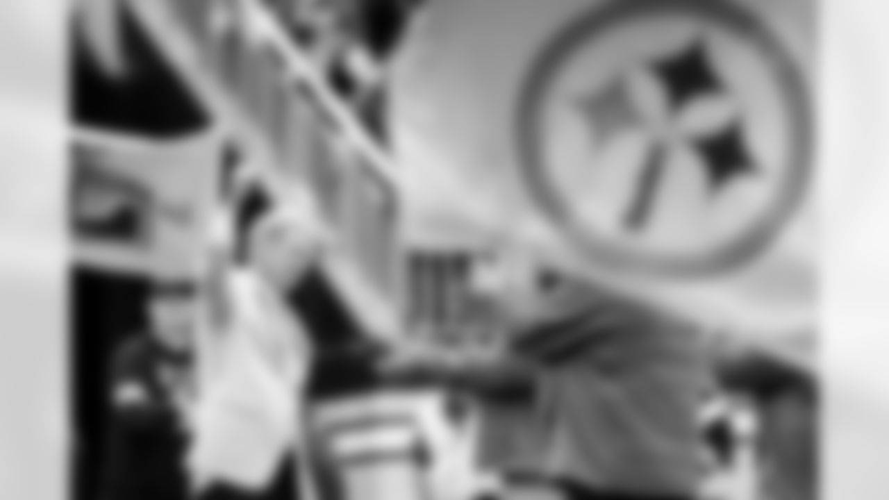 The Pittsburgh Steelers celebrated the 20th anniversary of Super Bowl XL during halftime of a regular season game between the Pittsburgh Steelers and the Indianapolis Colts, Sunday, Nov. 2, 2025 in Pittsburgh, PA. (Jared Wickerham / Pittsburgh Steelers)