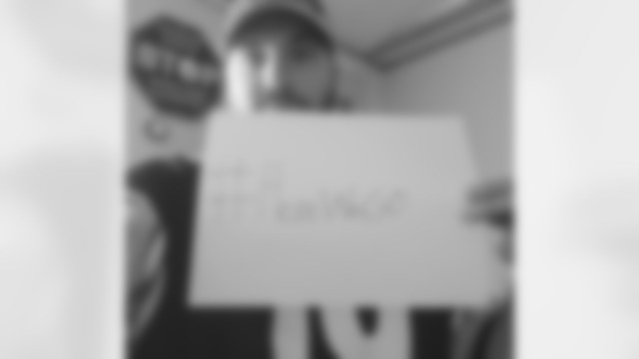 SNUTraditions_HereWeGoSigns_Jan1420241230PM_G_Nick_97494590_inbound8196988468194382587.jpg_97494590_inbound8196988468194382587