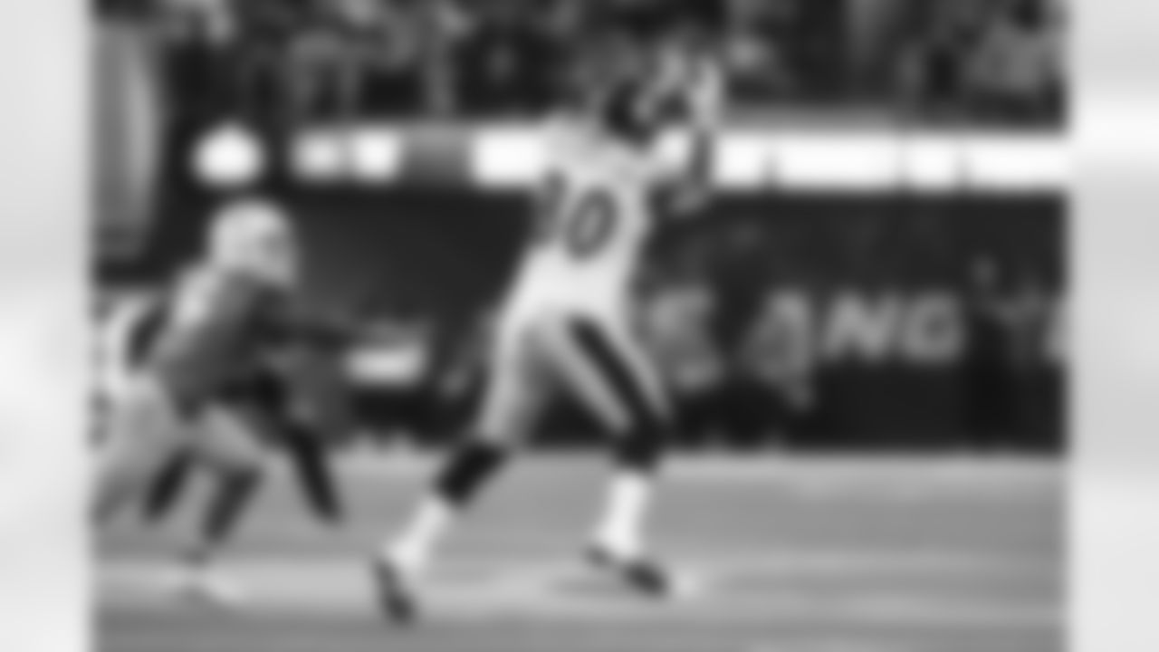 Pittsburgh Steelers tight end Darnell Washington (80) during a regular season game between the Pittsburgh Steelers and the Los Angeles Chargers, Sunday, Nov. 9, 2025 in Inglewood, CA. (Nick Smith / Pittsburgh Steelers)