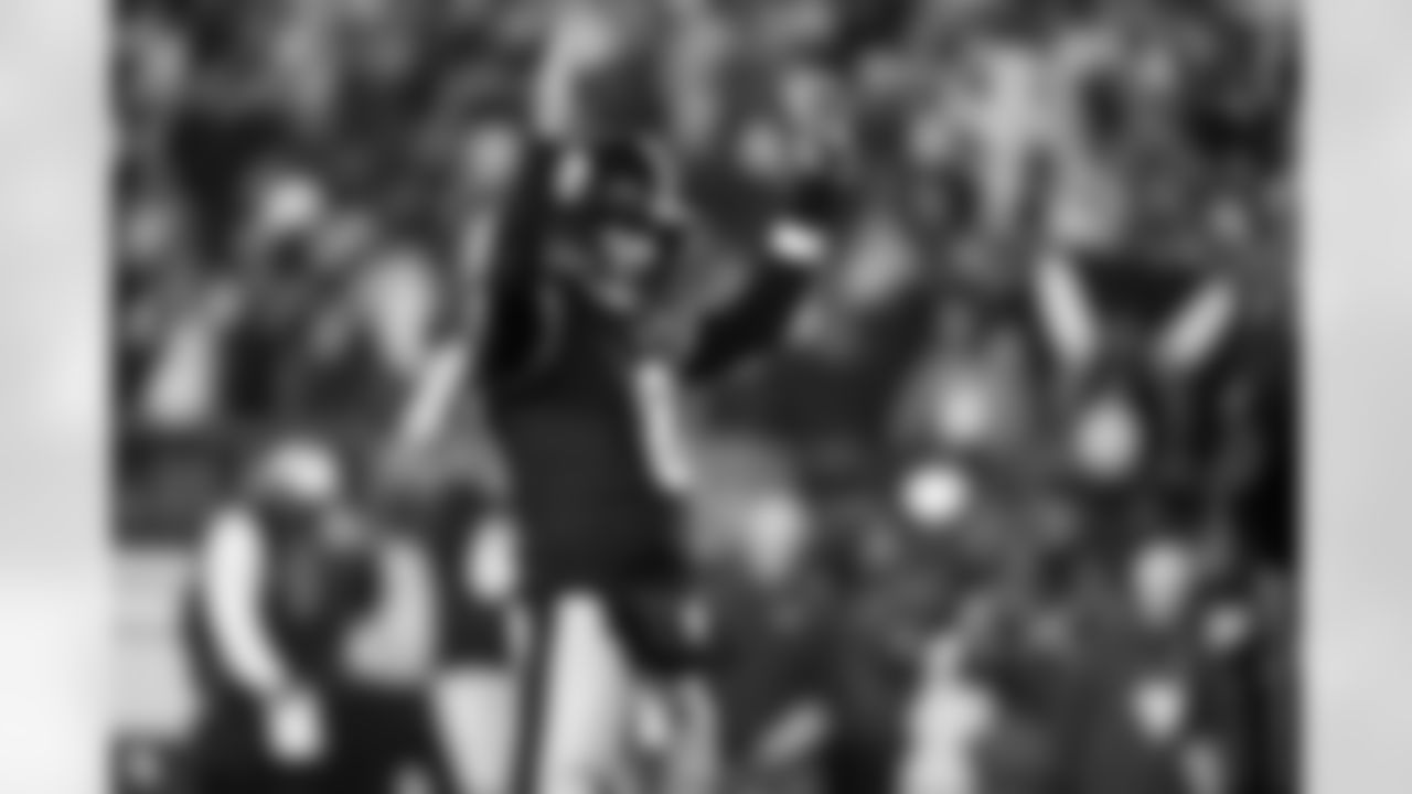 Pittsburgh Steelers quarterback Aaron Rodgers (8) during a regular season game between the Pittsburgh Steelers and the Baltimore Ravens, Sunday, Jan. 4, 2026 in Pittsburgh, PA. The Steelers defeated the Ravens 26-24. (Karl Roser / Pittsburgh Steelers)