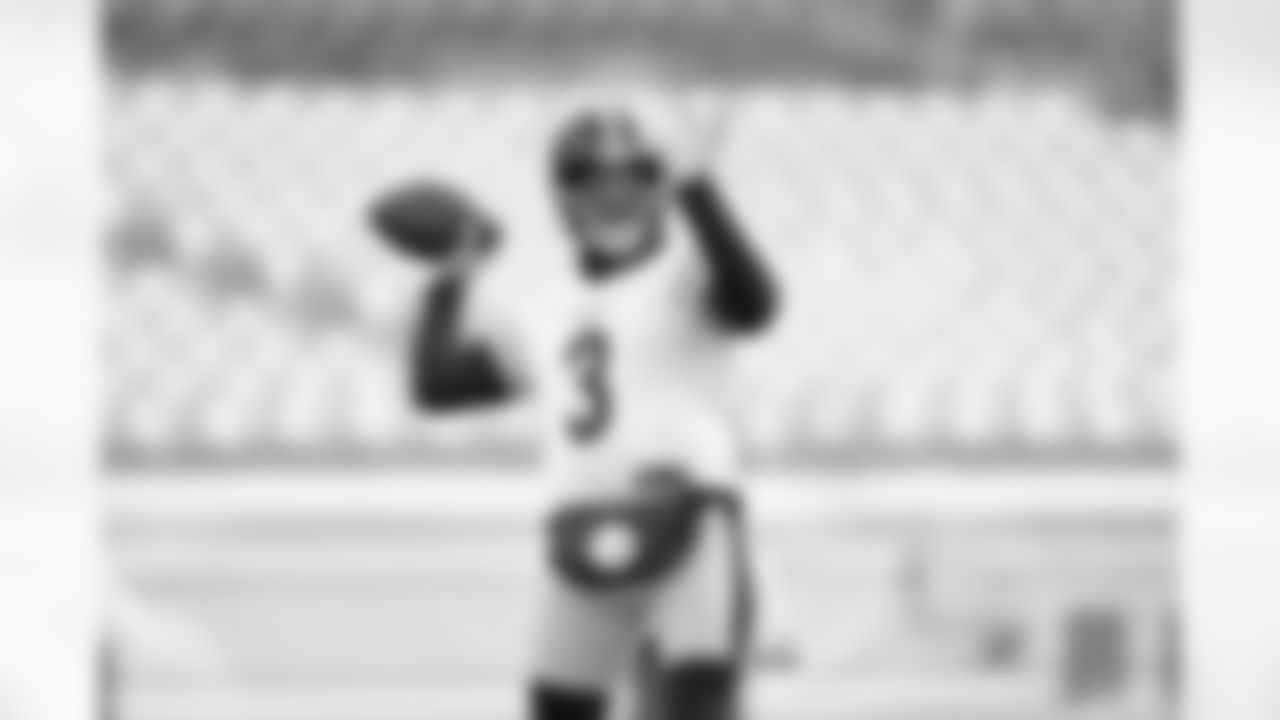 Pittsburgh Steelers quarterback Russell Wilson (3) during practice at the UPMC Rooney Sports Complex preparing for a Wild Card matchup against the Baltimore Ravens, Thursday, Jan. 9, 2025 in Pittsburgh, PA. (Karl Roser / Pittsburgh Steelers)