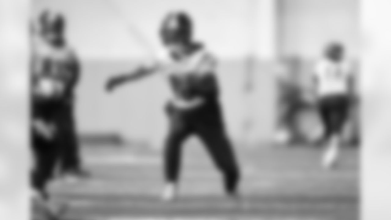 Pittsburgh Steelers wide receiver Adam Thielen (16) during practice at the UPMC Rooney Sports Complex preparing for a Week 14 matchup against the Baltimore Ravens, Friday, Dec. 5, 2025 in Pittsburgh, PA. (Karl Roser / Pittsburgh Steelers)