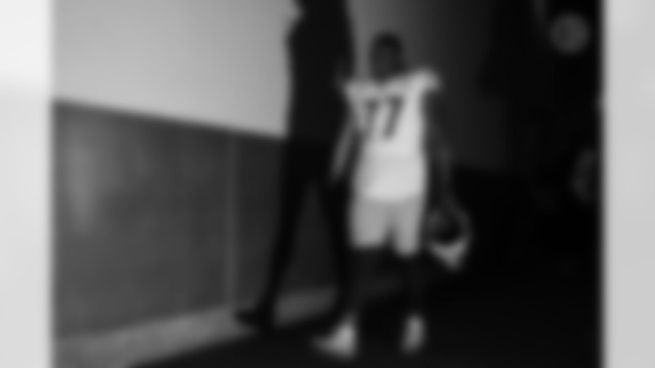 Pittsburgh Steelers offensive tackle Broderick Jones (77) during a regular season game between the Pittsburgh Steelers and the Los Angeles Chargers, Sunday, Nov. 9, 2025 in Inglewood, CA. (Karl Roser / Pittsburgh Steelers)