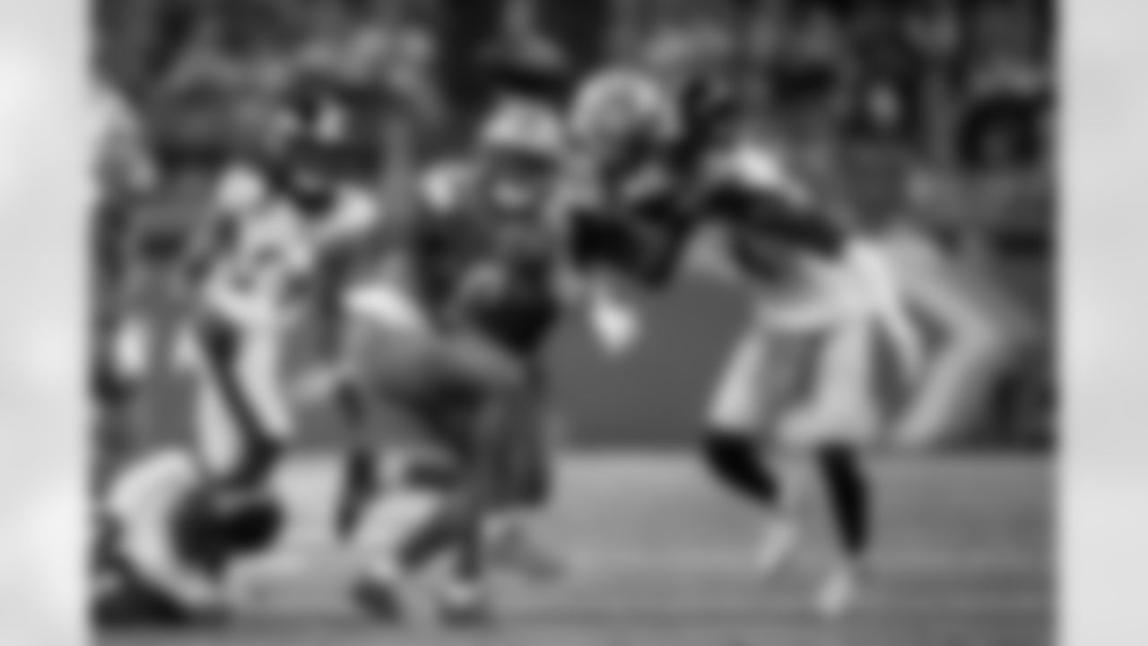 Pittsburgh Steelers cornerback Joey Porter Jr. (24) competes for the ball during a regular season game against the Detroit Lions, Sunday, Dec. 21, 2025 in Detroit, MI. The Steelers defeated the Lions 29-24. (Alysa Rubin / Pittsburgh Steelers)