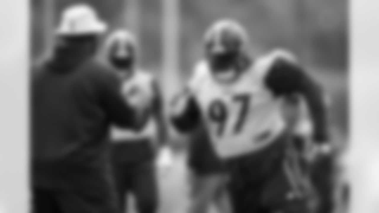 Pittsburgh Steelers defensive tackle Cameron Heyward (97) participates in the Organized Team Activities (OTAs), Tuesday May 27, 2025 at the UPMC Rooney Sports Complex. (Karl Roser / Pittsburgh Steelers)
