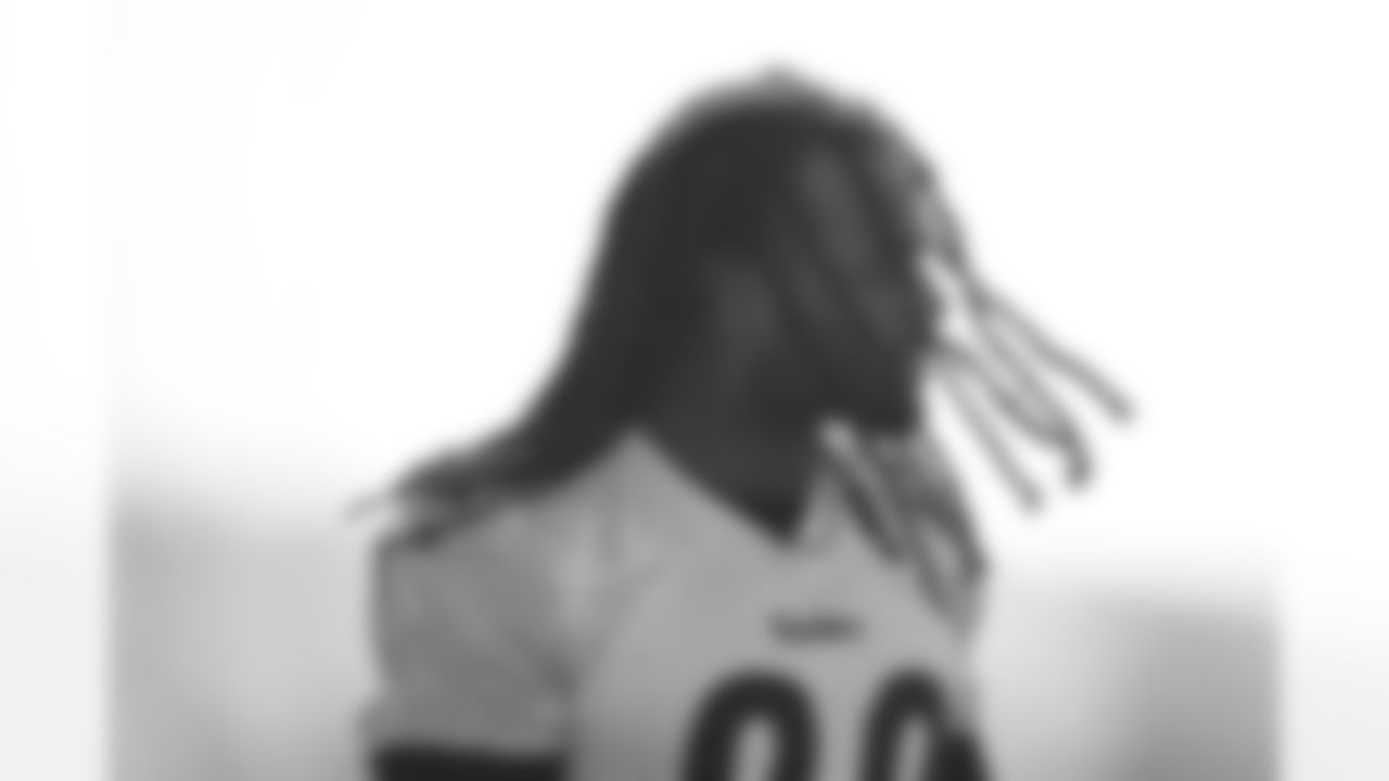 Pittsburgh Steelers running back Najee Harris (22) during practice at the UPMC Rooney Sports Complex preparing for a Week 6 matchup against the Las Vegas Raiders, Friday, Oct. 11, 2024 in Pittsburgh, PA. (Alysa Rubin / Pittsburgh Steelers)