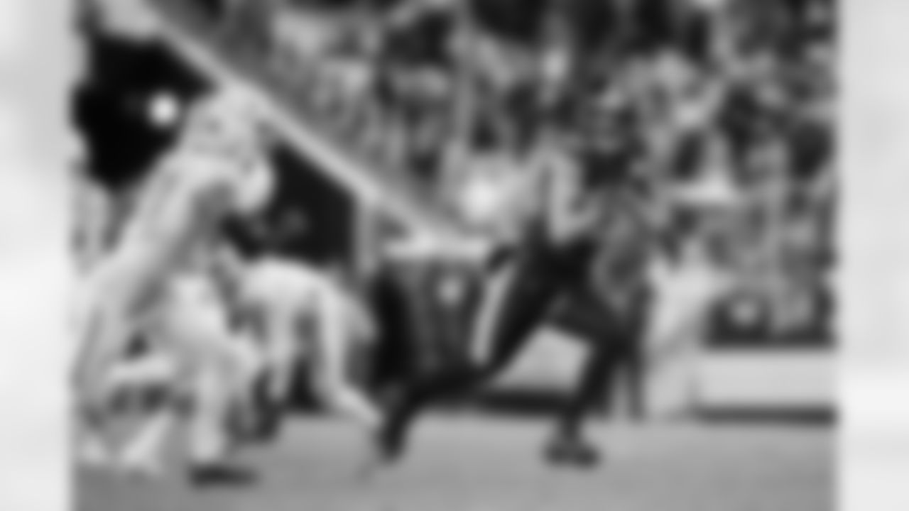 Pittsburgh Steelers tight end Pat Freiermuth (88) during a regular season game between the Pittsburgh Steelers and the Miami Dolphins, Monday, Dec. 15, 2025 in Pittsburgh, PA. The Steelers defeated the Dolphins 28-15. (Karl Roser / Pittsburgh Steelers)