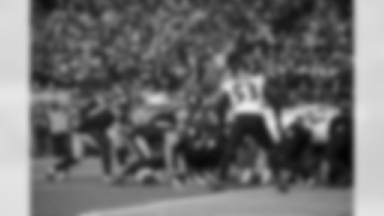 The Pittsburgh Steelers offense during a regular season game between the Pittsburgh Steelers and the Baltimore Ravens, Sunday, Jan. 4, 2026 in Pittsburgh, PA. The Steelers defeated the Ravens 26-24. (Karl Roser / Pittsburgh Steelers)