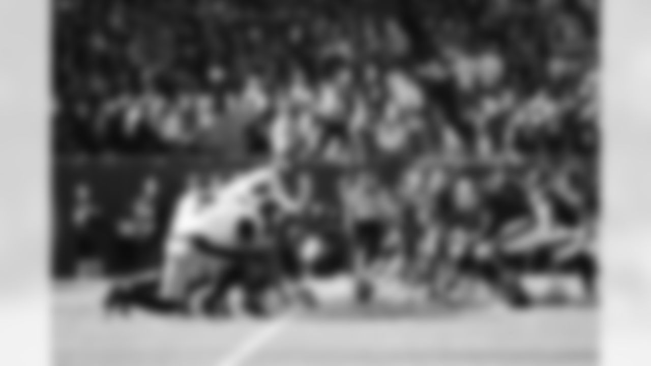 The Special Teams during a regular season game between the Pittsburgh Steelers and the Chicago Bears, Sunday, Nov. 23, 2025 in Chicago, IL. (Karl Roser / Pittsburgh Steelers)