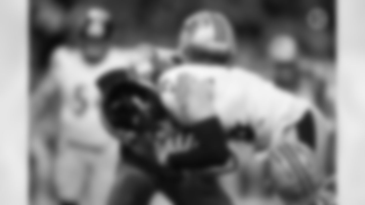 Pittsburgh Steelers wide receiver Adam Thielen (16) during a regular season game between the Pittsburgh Steelers and the Detroit Lions, Sunday, Dec. 21, 2025 in Detroit, MI. (Alysa Rubin / Pittsburgh Steelers)