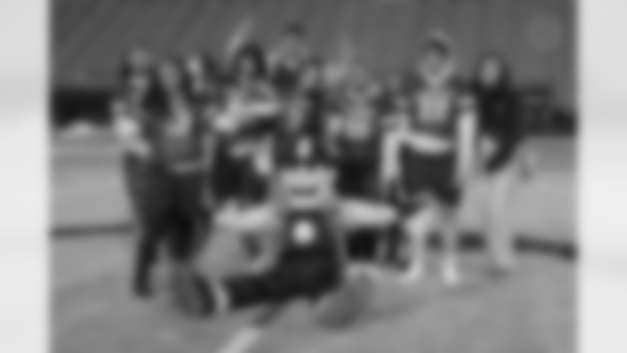 Week 1 of the Steelers' Girls High School Flag Football season on Wednesday, April 16, 2025 at North Allegheny Senior High School. (Brad Oskowski / Pittsburgh Steelers)