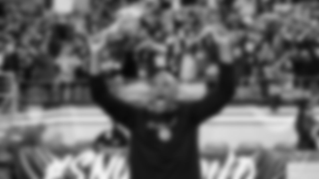 Darryl McDaniels led the Terrible Towel Twirl at the Steelers game against the Seattle Seahawks in 2021