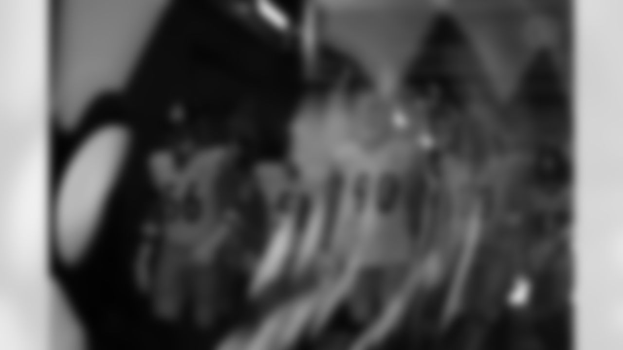 Pittsburgh Steelers linebacker Alex Highsmith (56), Pittsburgh Steelers linebacker Nick Herbig (51), Pittsburgh Steelers linebacker T.J. Watt (90) and Pittsburgh Steelers linebacker Jack Sawyer (33) during a regular season game between the Pittsburgh Steelers and the Baltimore Ravens, Sunday, Dec. 7, 2025 in Baltimore, MD. (Alysa Rubin / Pittsburgh Steelers)