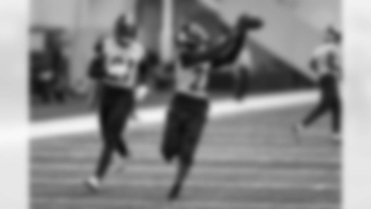 Pittsburgh Steelers cornerback Asante Samuel Jr. (22) during practice at the UPMC Rooney Sports Complex preparing for a Week 17 matchup against the Cleveland Browns, Friday, Dec. 26, 2025 in Pittsburgh, PA. (Karl Roser / Pittsburgh Steelers)