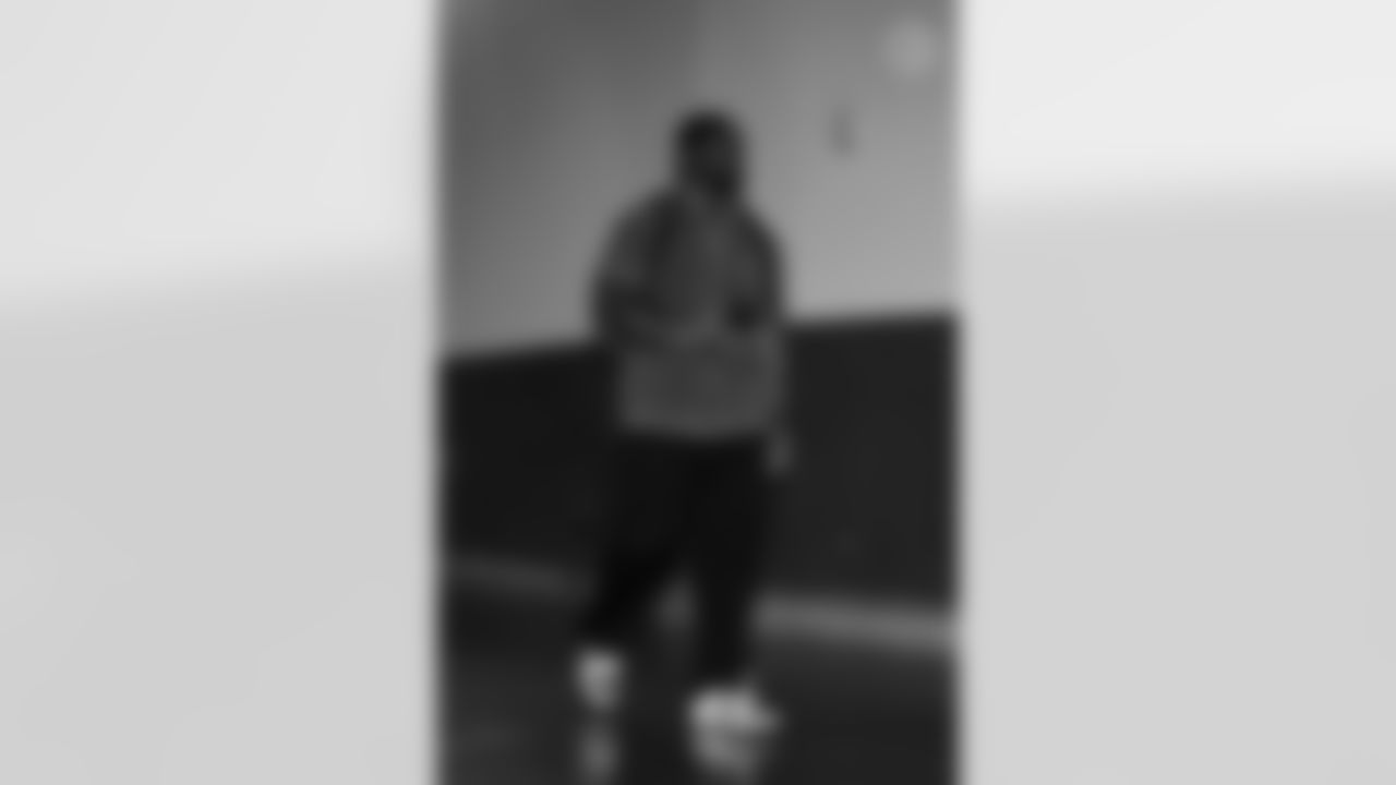 Pittsburgh Steelers linebacker Mark Robinson (57) during a regular season game between the Pittsburgh Steelers and the Los Angeles Chargers, Sunday, Nov. 9, 2025 in Inglewood, CA. (Alysa Rubin / Pittsburgh Steelers)