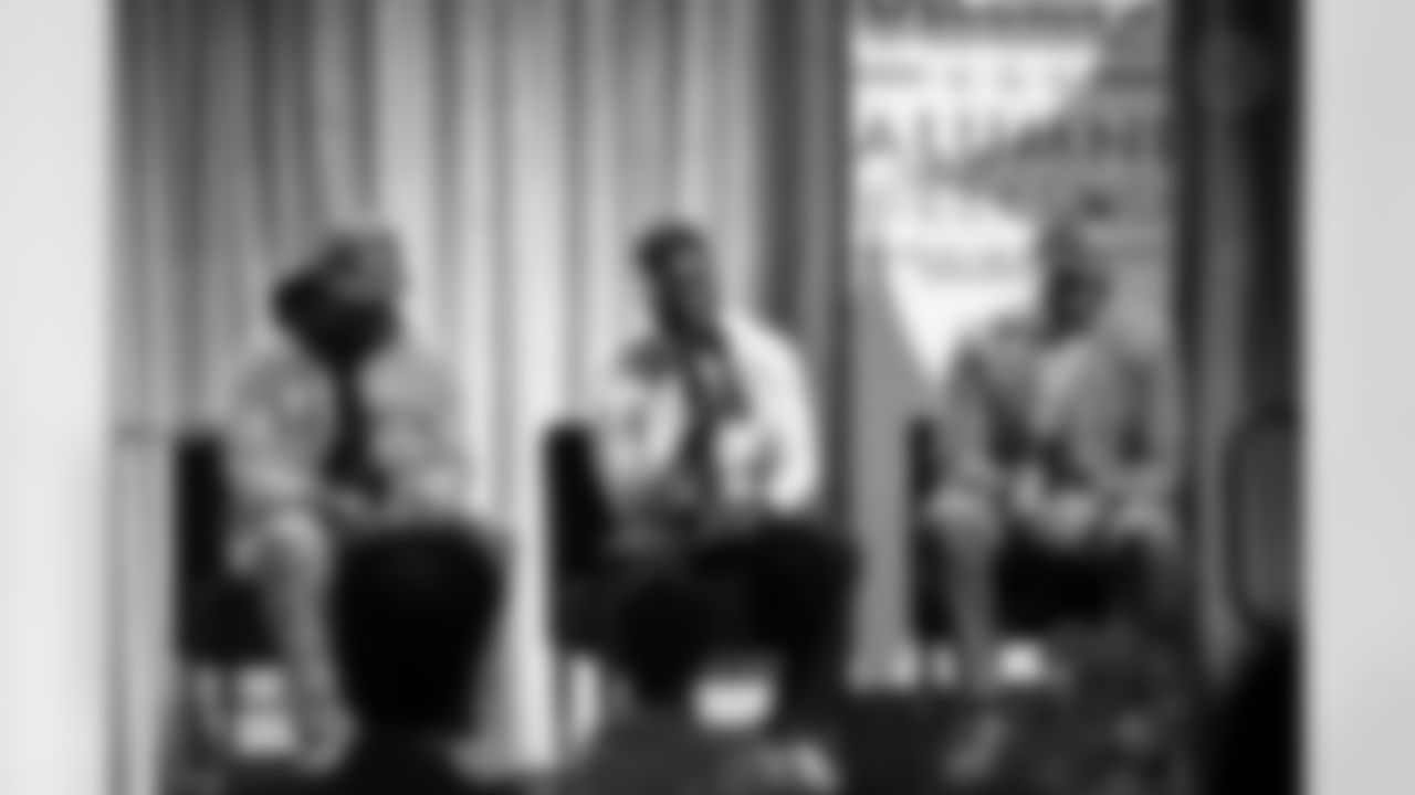 The Pittsburgh Steelers celebrated the 20th anniversary of Super Bowl XL during the Alumni Weekend Dinner at Acrisure Stadium benefitting the UPMC Sports Medicine Concussion Program, Saturday, Nov. 1, 2025 in Pittsburgh, PA. (Alysa Rubin / Pittsburgh Steelers)