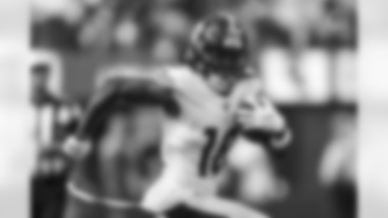 Pittsburgh Steelers wide receiver Diontae Johnson (18) during a regular season game between the Pittsburgh Steelers and the Los Angeles Rams, Sunday, Oct. 22, 2023 in Los Angeles, CA. (Karl Roser / Pittsburgh Steelers)