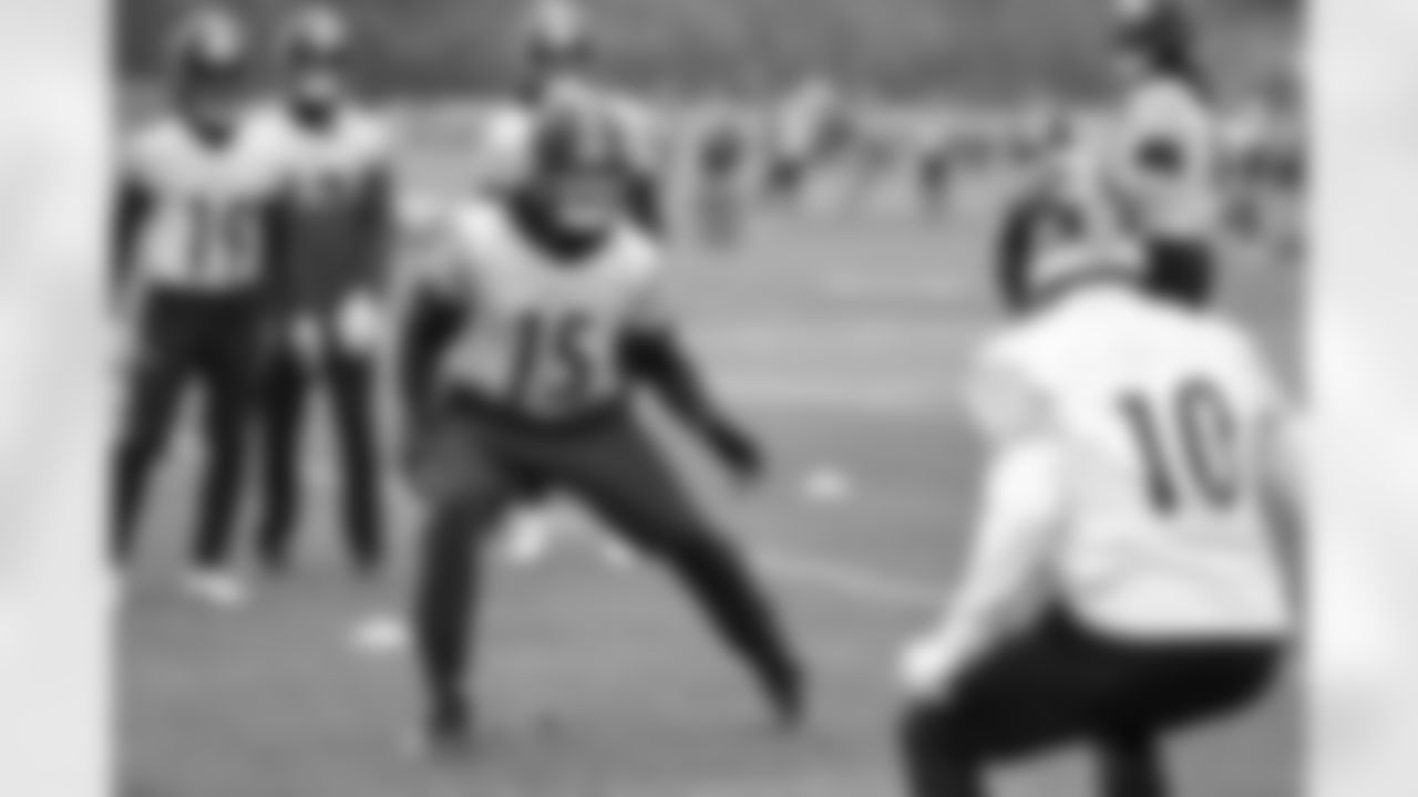Pittsburgh Steelers wide receiver Ben Skowronek (15) during practice at the UPMC Rooney Sports Complex preparing for a Week 12 matchup against the Chicago Bears, Thursday, Nov. 20, 2025 in Pittsburgh, PA. (Karl Roser / Pittsburgh Steelers)